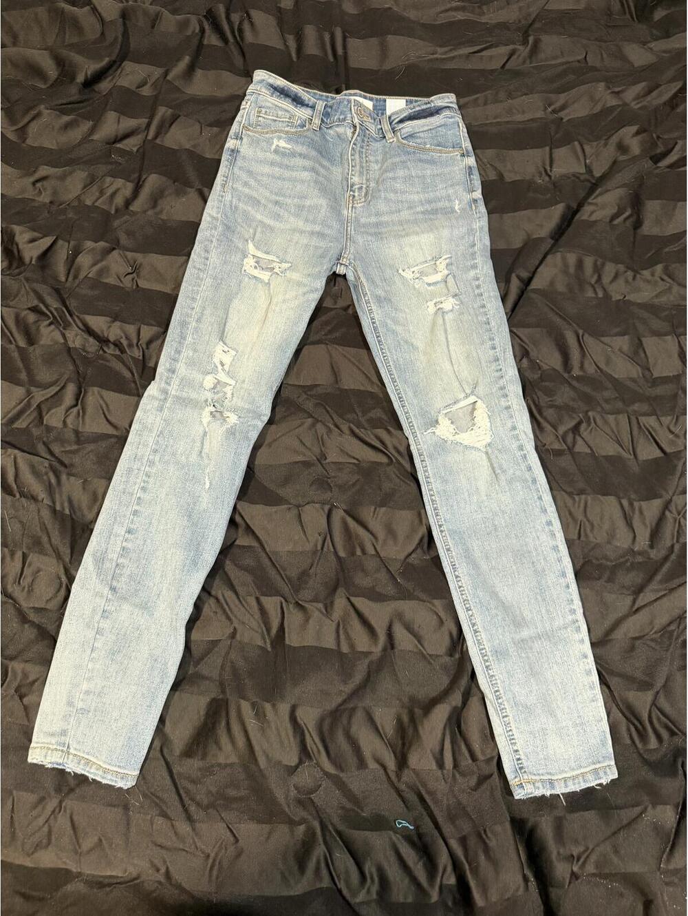 Eunina‎ Y2K Distressed High Rise Skinny Ankle Jeans Light Wash Denim